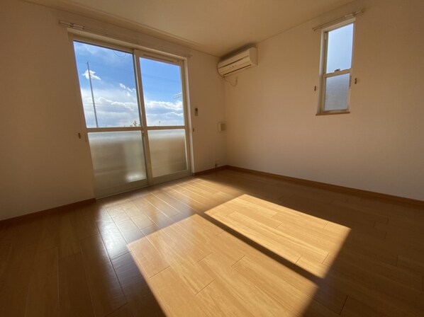 アンソレイエ・Sの物件内観写真